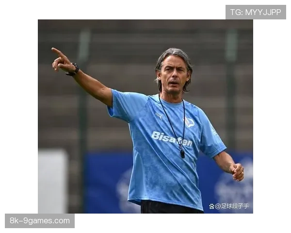 特写：点球大战后，西蒙尼跪地长啸，小因扎吉黯然离场